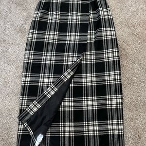 Long Evan Picone 100% Wool Plaid Wrap Skirt Sz 8